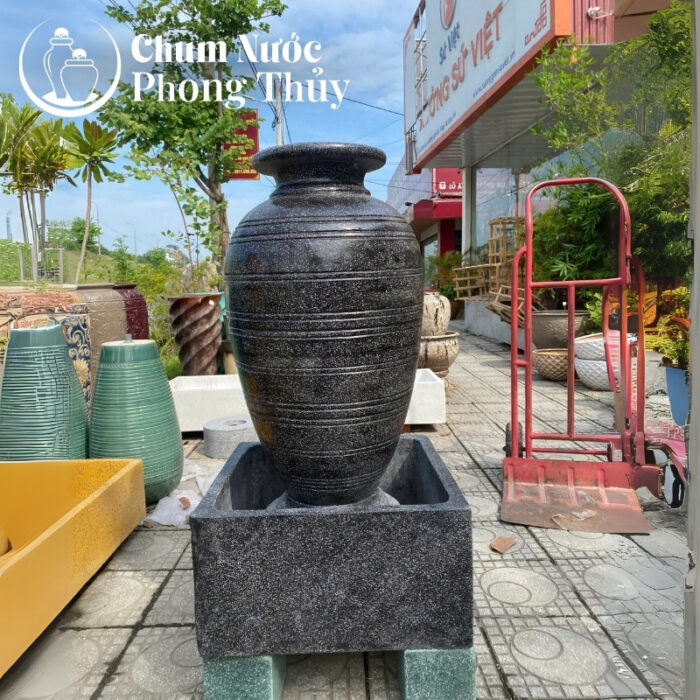 chi tiết Bộ Đơn Chum Nước Phong Thủy Đá Mài Đen Sọc Ngang Chậu Vuông CN-11